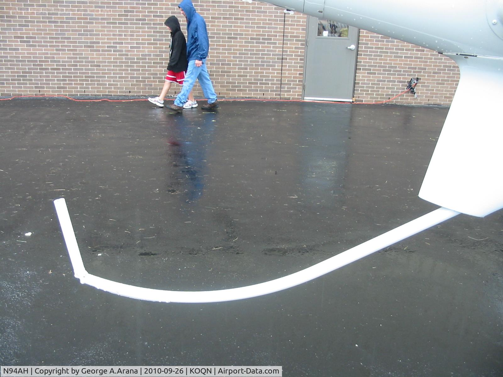N94AH, 2000 Agusta A-109E C/N 11081, Tail stinger