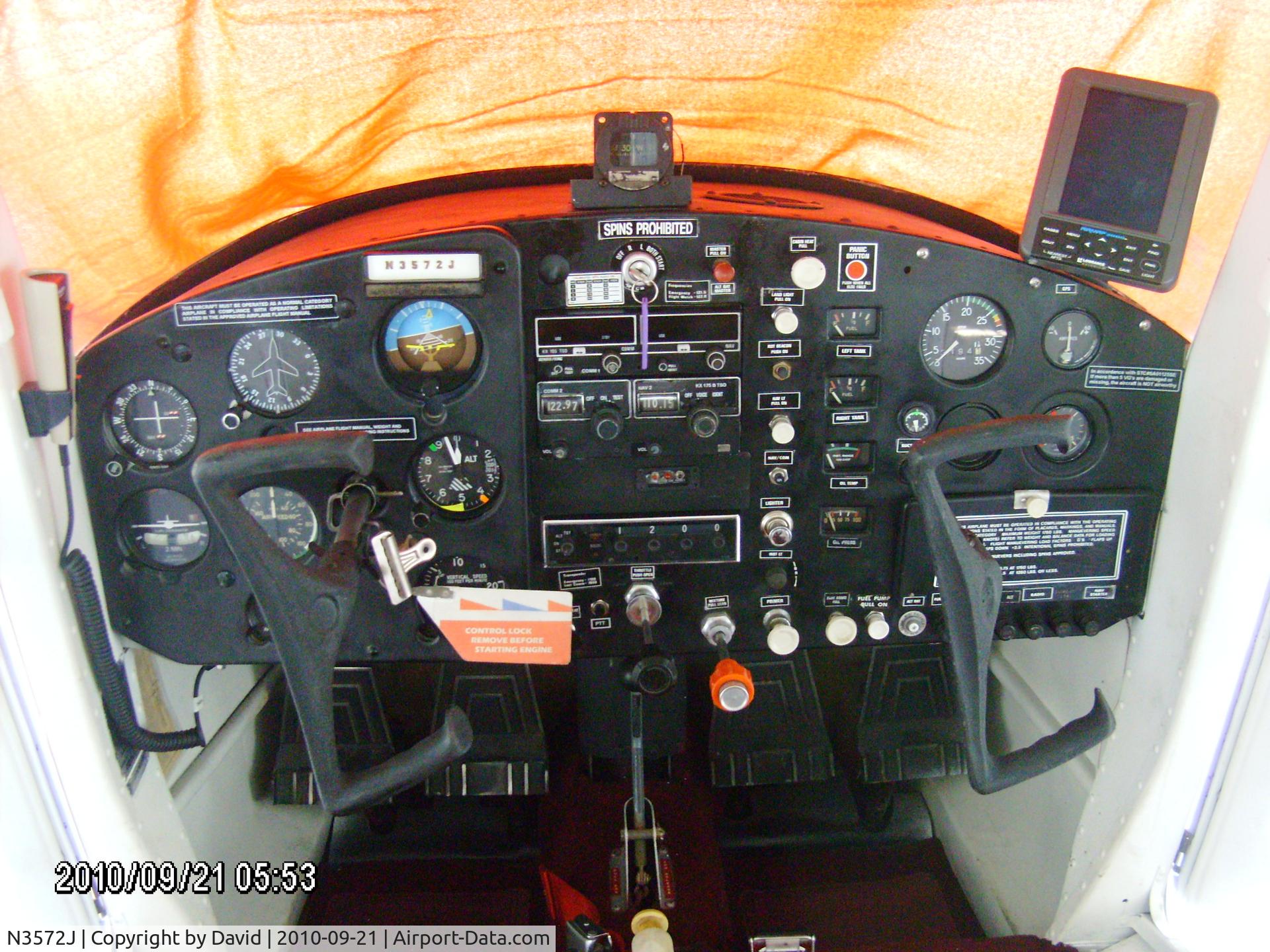 N3572J, 1965 Cessna 150E C/N 15061272, Panel