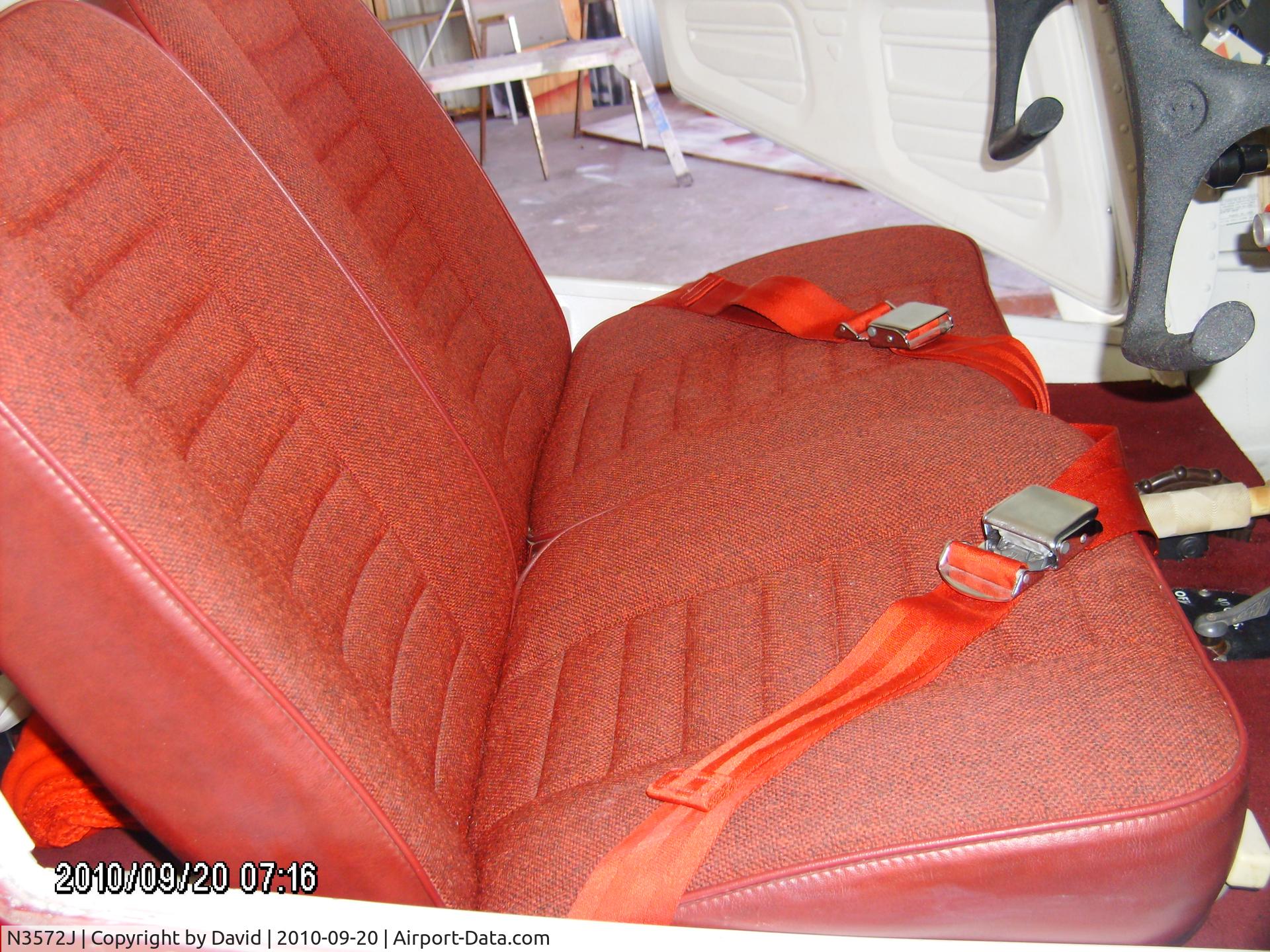 N3572J, 1965 Cessna 150E C/N 15061272, seats