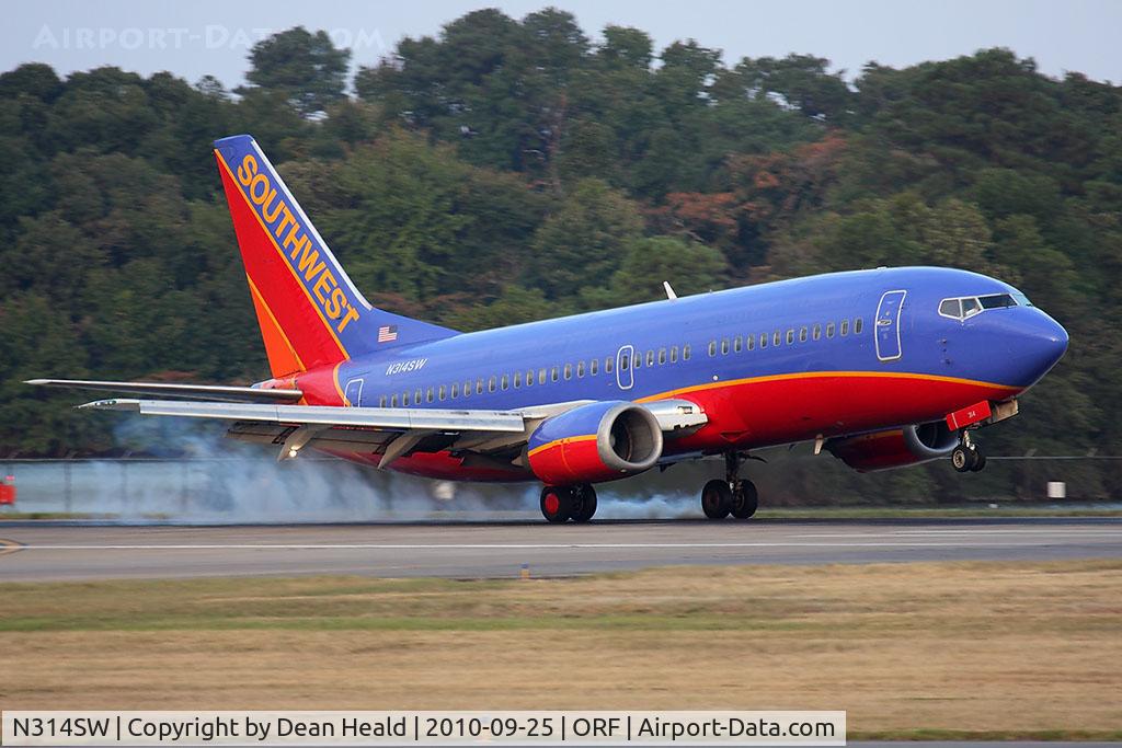 N314SW, 1986 Boeing 737-3H4 C/N 23336, Southwest Airlines N314SW landing RWY 23.