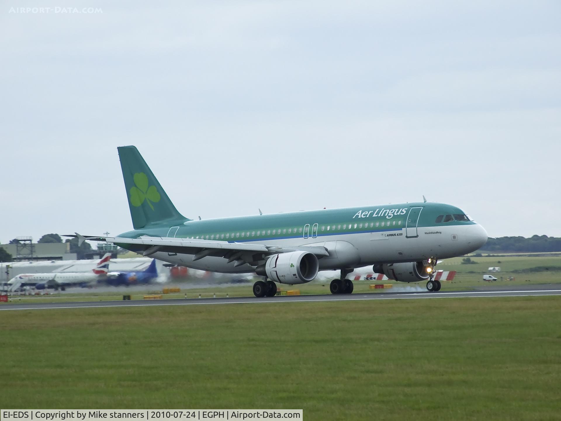 EI-EDS, 2008 Airbus A320-214 C/N 3755, Aer lingus A320-214 touches down On runway 24