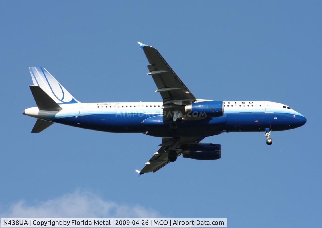 N438UA, 1997 Airbus A320-232 C/N 678, United A320