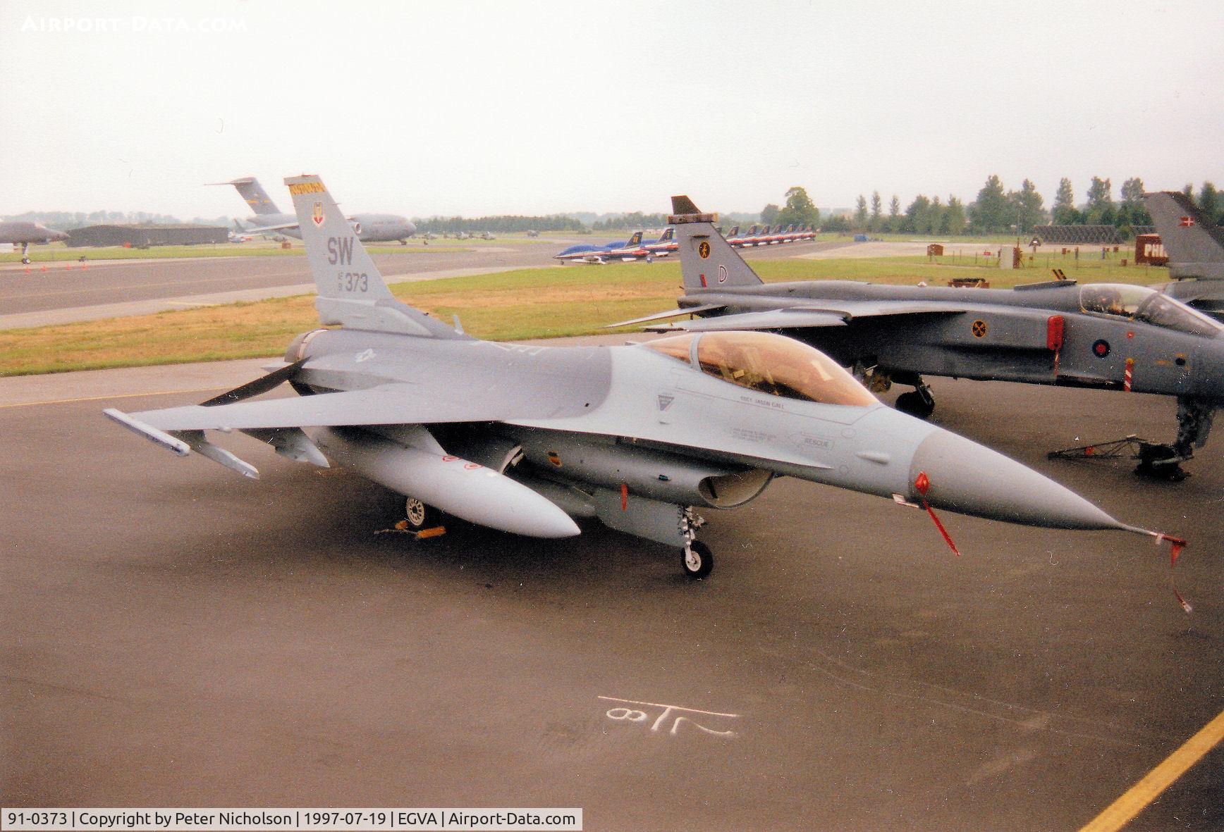 91-0373, 1991 General Dynamics F-16C Fighting Falcon C/N CC-71, F-16C Falcon, callsign Trend 64,  of Shaw AFB's 20th Fighter Wing on the flight-line at the 1997 Intnl Air Tattoo at RAF Fairford.