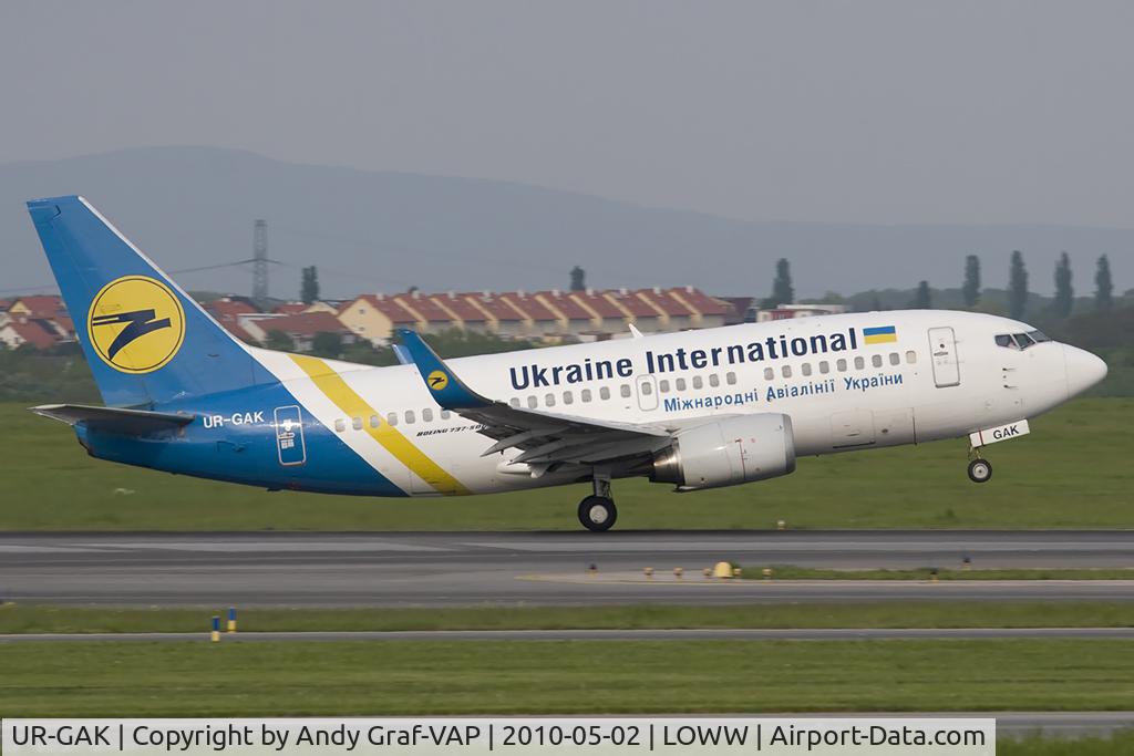 UR-GAK, 1992 Boeing 737-5Y0 C/N 26075, Ukraine International 737-500