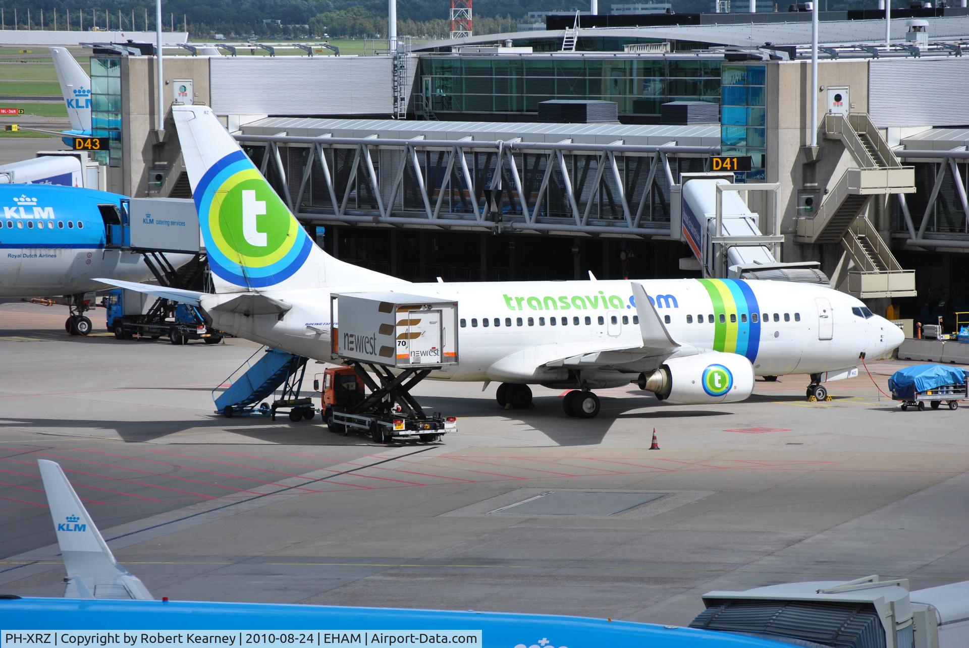 PH-XRZ, 2003 Boeing 737-7K2 C/N 33462, TRA sitting on stand