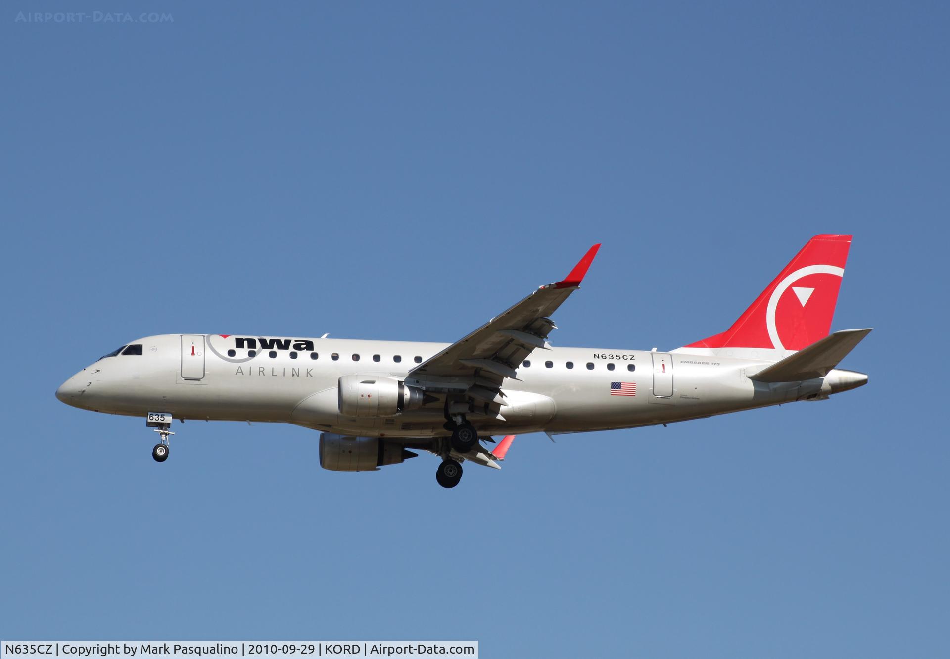 N635CZ, 2008 Embraer 175LR (ERJ-170-200LR) C/N 17000252, ERJ 170-200 LR