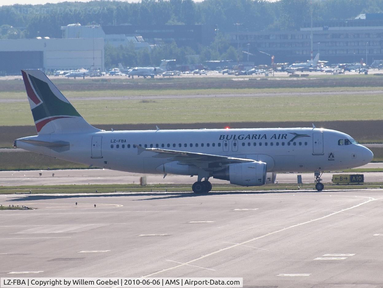 LZ-FBA, 2008 Airbus A319-112 C/N 3564, Taxi for take off 