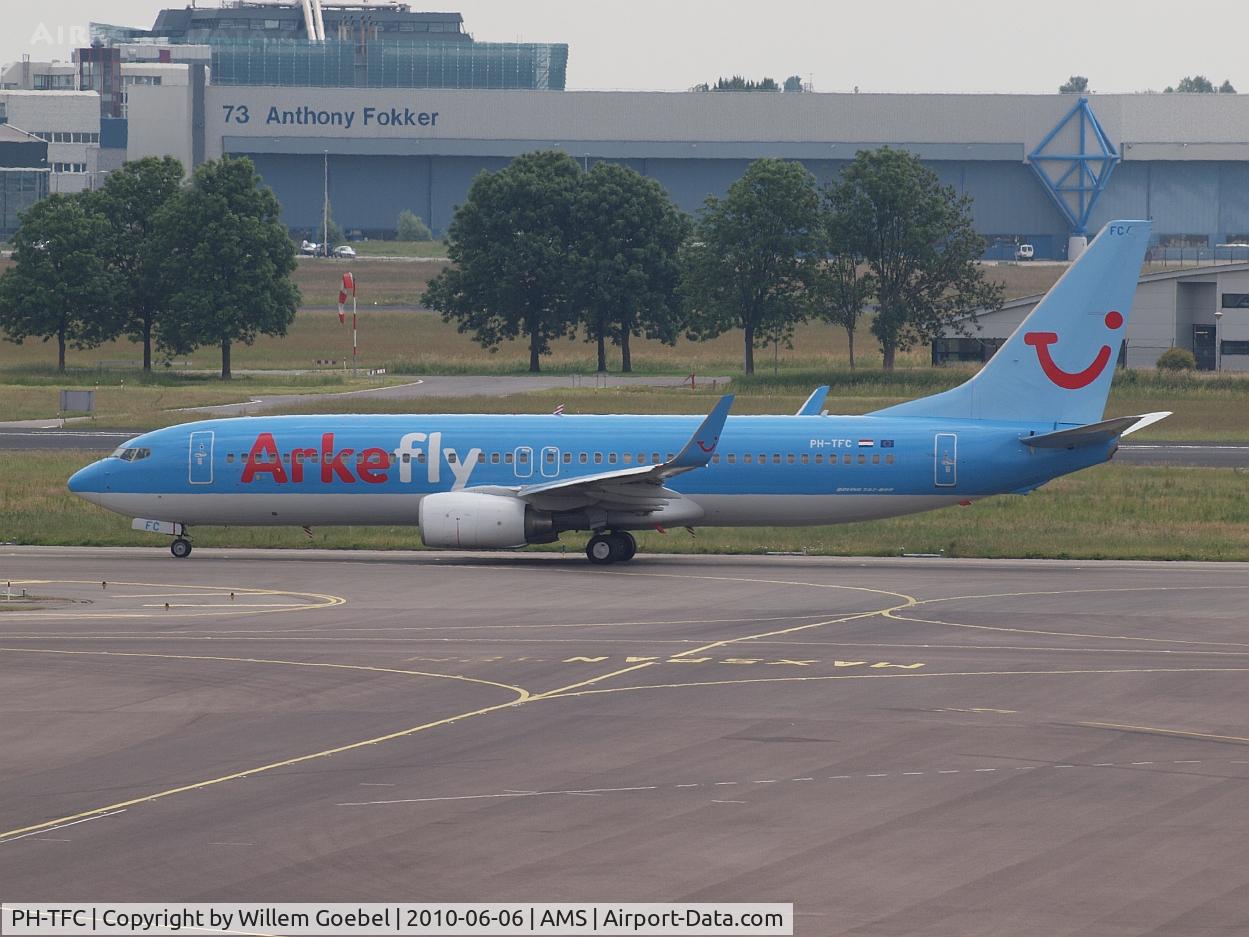 PH-TFC, 2009 Boeing 737-8K5 C/N 35146, Arrival on Amsterdam airport  and taxi to the gate