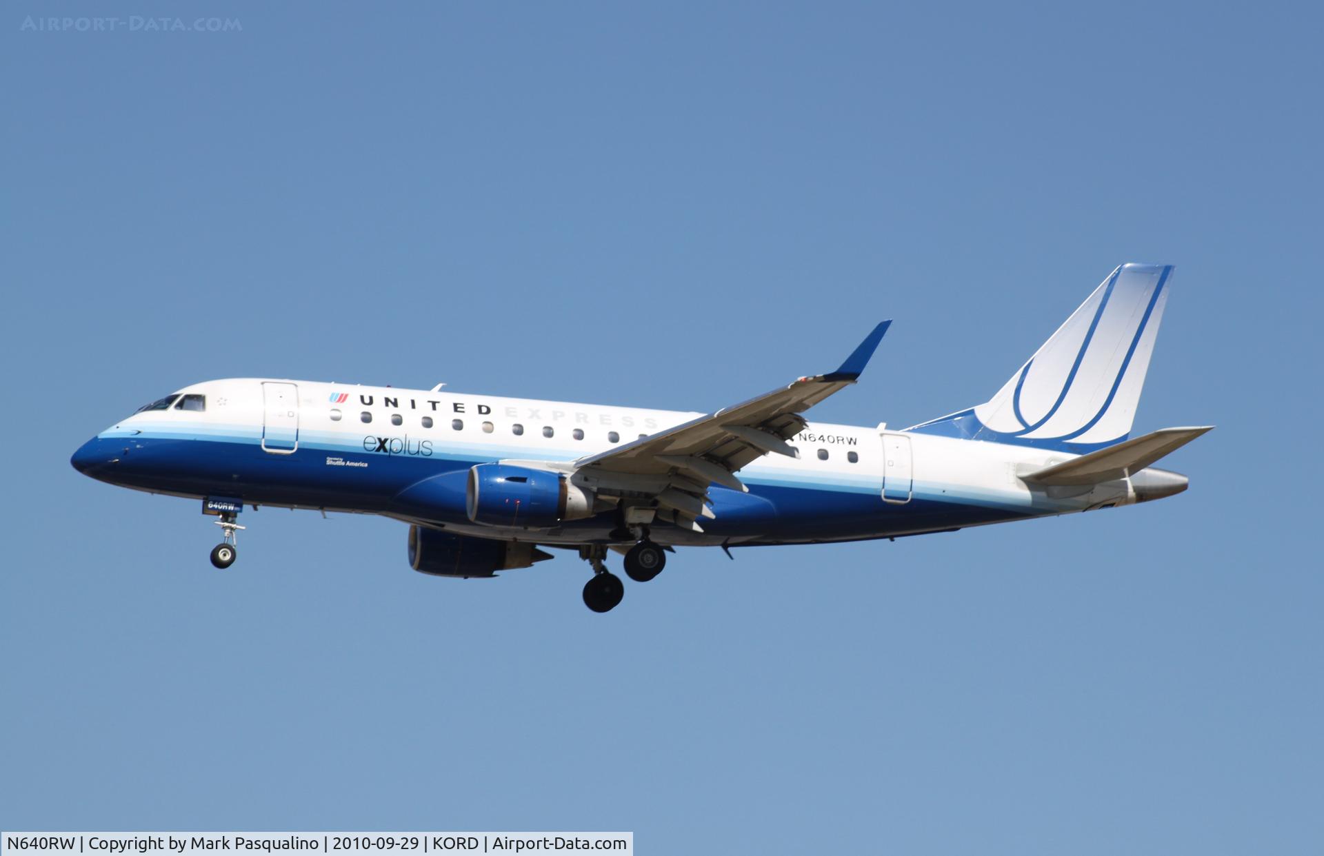 N640RW, 2004 Embraer 170SE (ERJ-170-100SE) C/N 17000058, ERJ 170-100 SE
