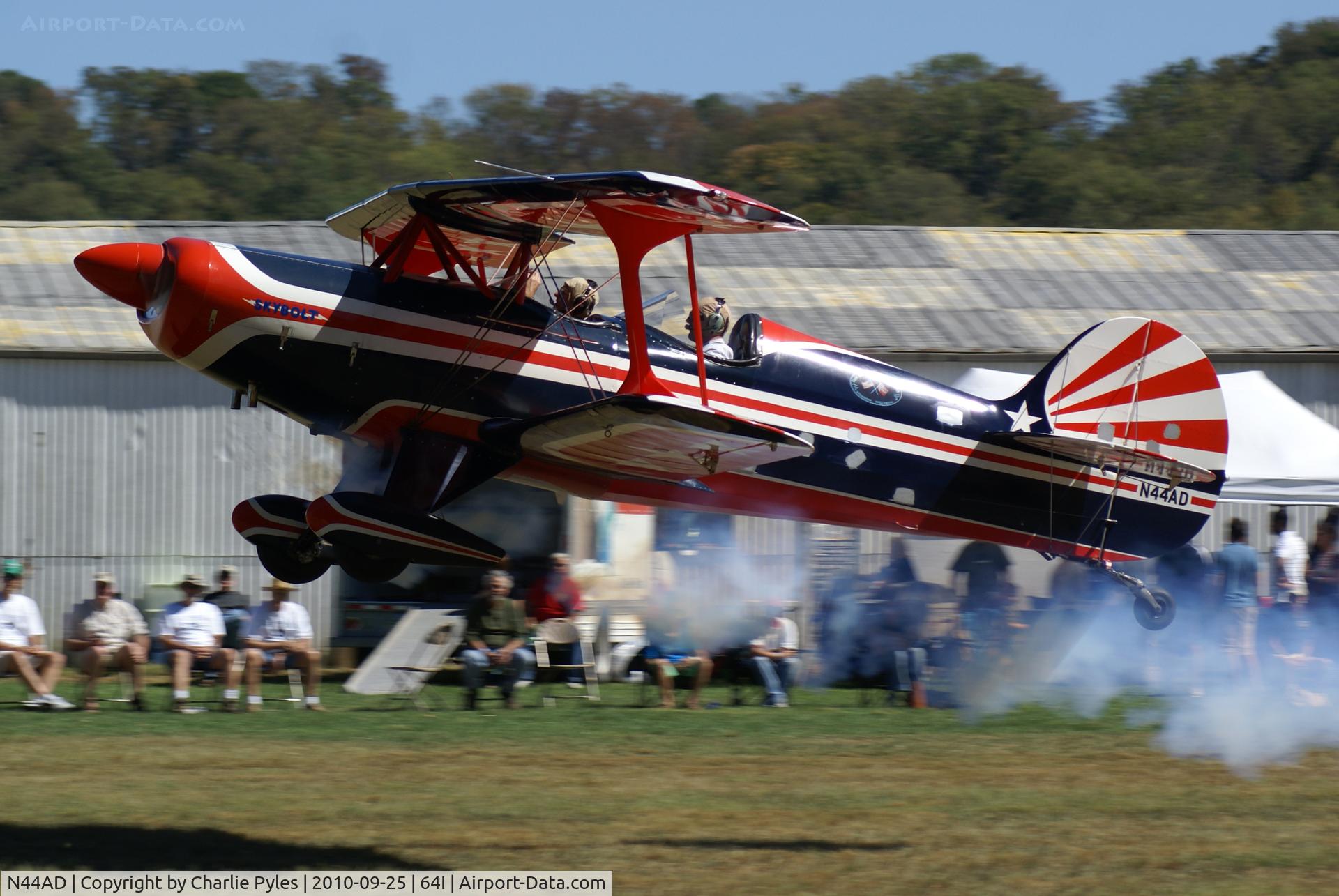 N44AD, 1979 Steen Skybolt C/N 123AD, Seen here departing Lee Bottom Flying Field,