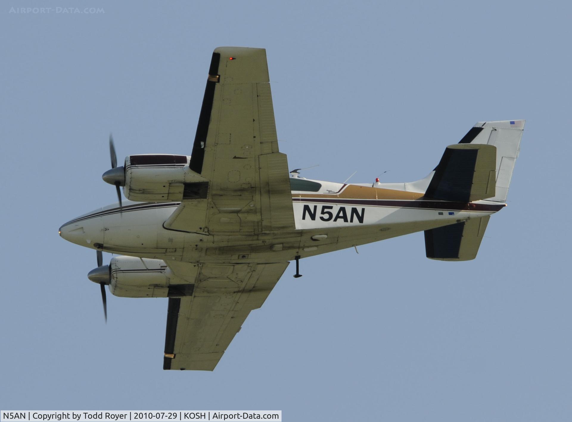 N5AN, 1963 Beech 95-A55 Baron C/N TC-501, EAA AIRVENTURE 2010