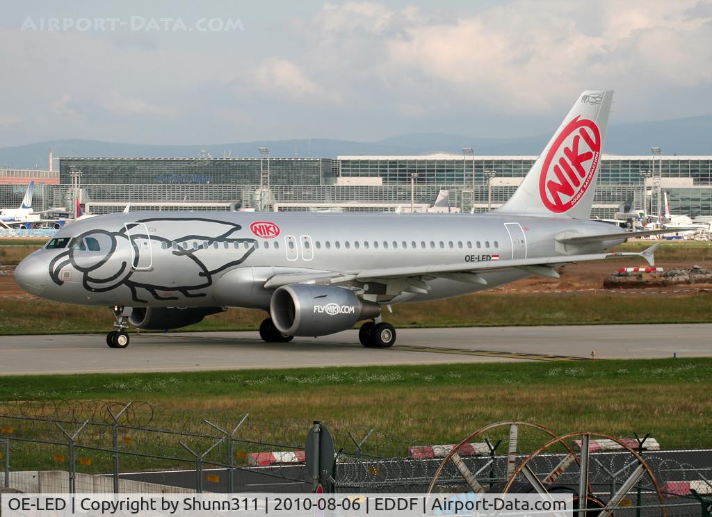 OE-LED, 2008 Airbus A319-112 C/N 3407, Taxiing holding point rwy 18 for departure...