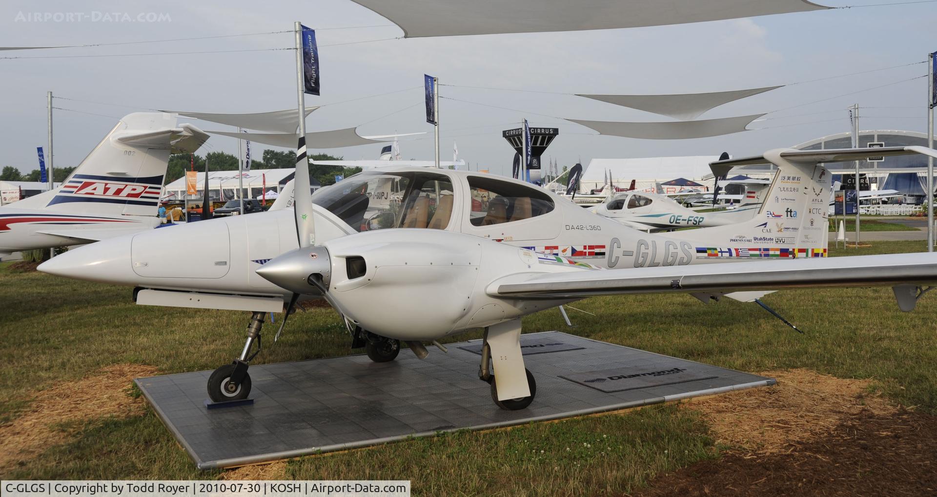 C-GLGS, 2006 Diamond DA-42 Twin Star C/N 42.090, EAA AIRVENTURE 2010