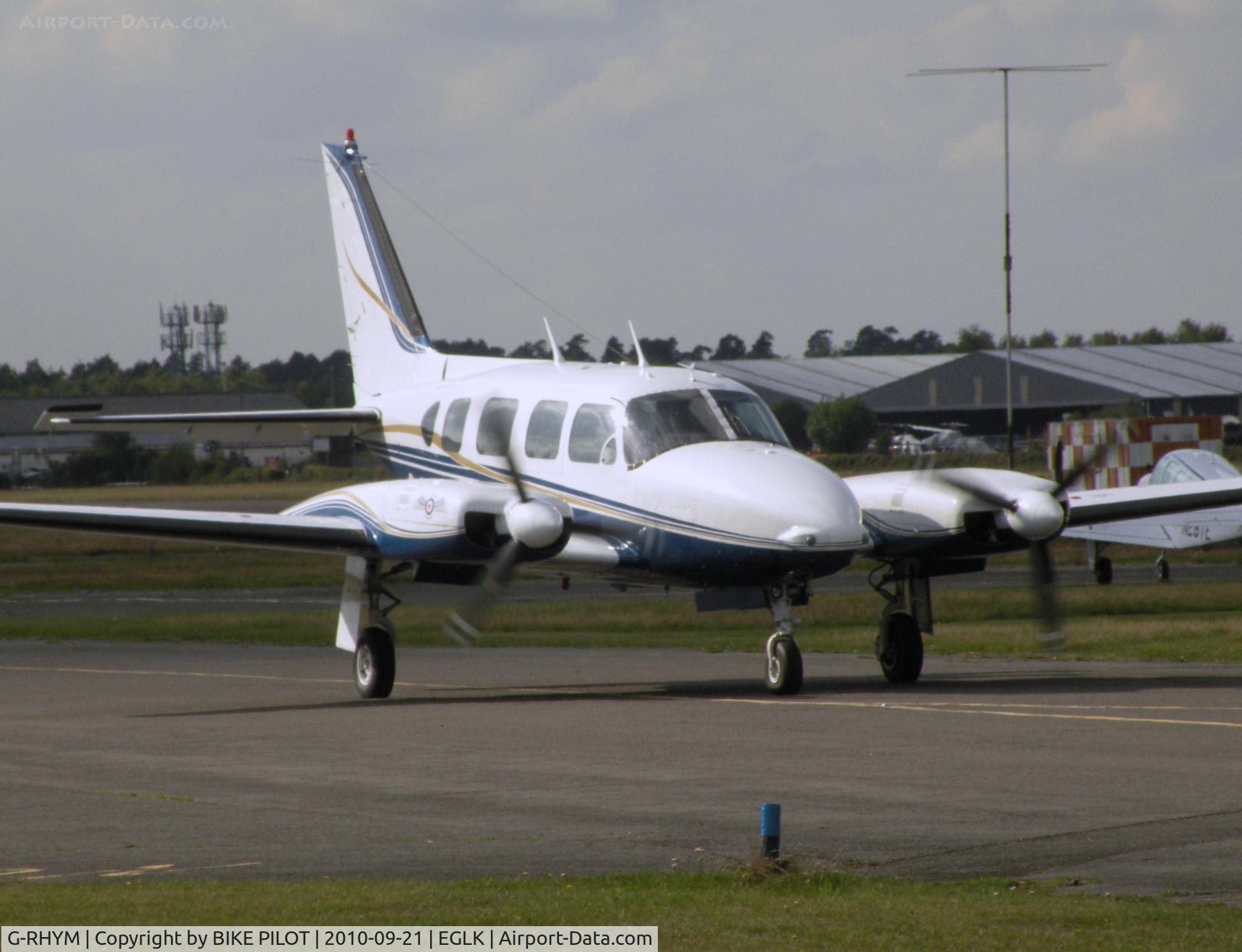 G-RHYM, 1972 Piper PA-31-310 Navajo C/N 31-815, Taxying to the terminal
