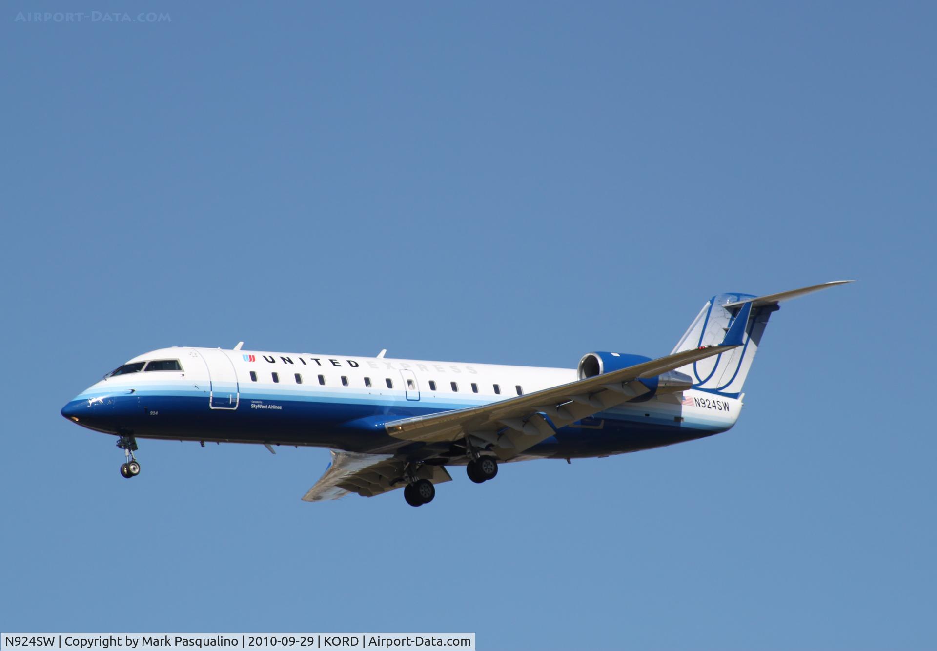 N924SW, 2002 Bombardier CRJ-200LR (CL-600-2B19) C/N 7681, CL-600-2B19