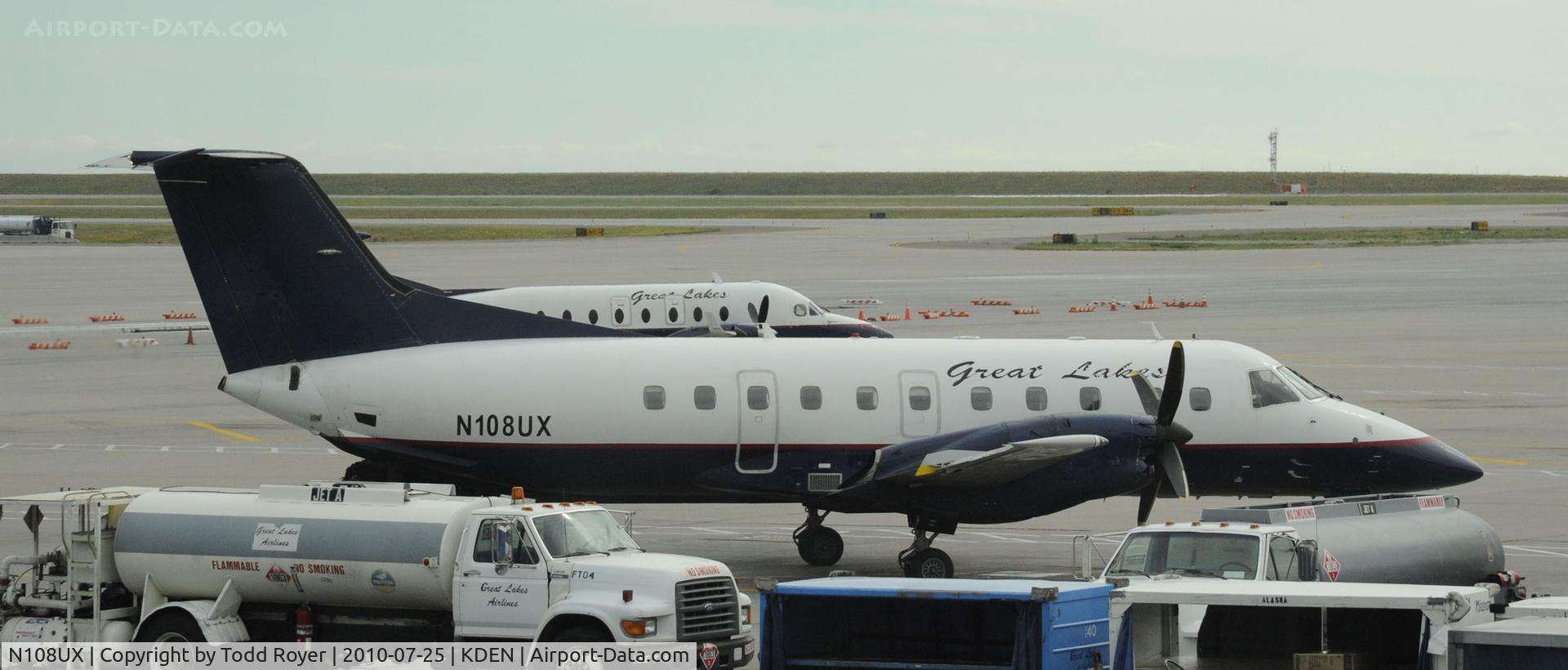 N108UX, 1988 Embraer EMB-120ER Brasilia C/N 120108, Waiting to depart in Denver