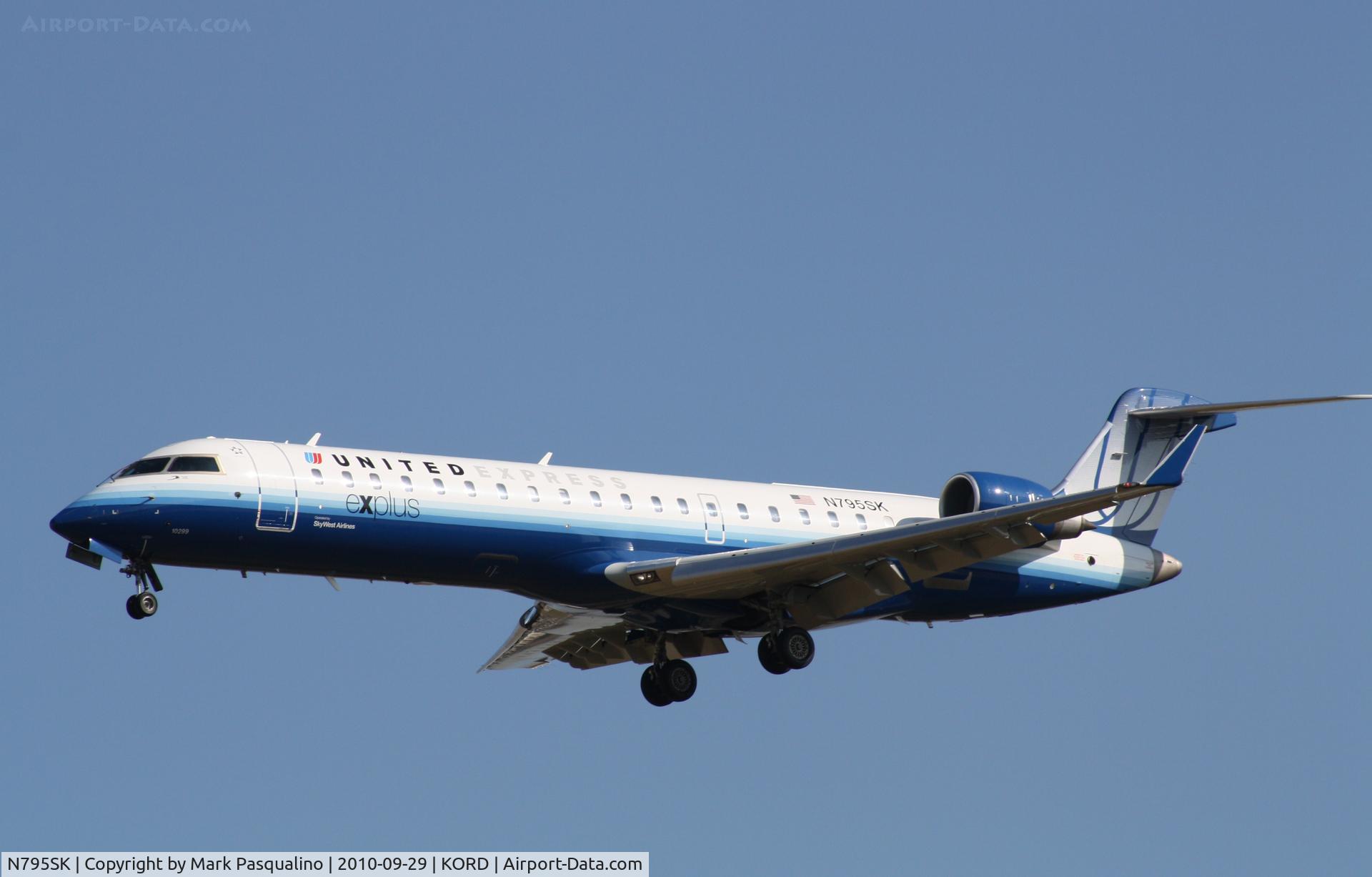 N795SK, 2010 Bombardier CRJ-700 (CL-600-2C10) Regional Jet C/N 10299, CL-600-2C10