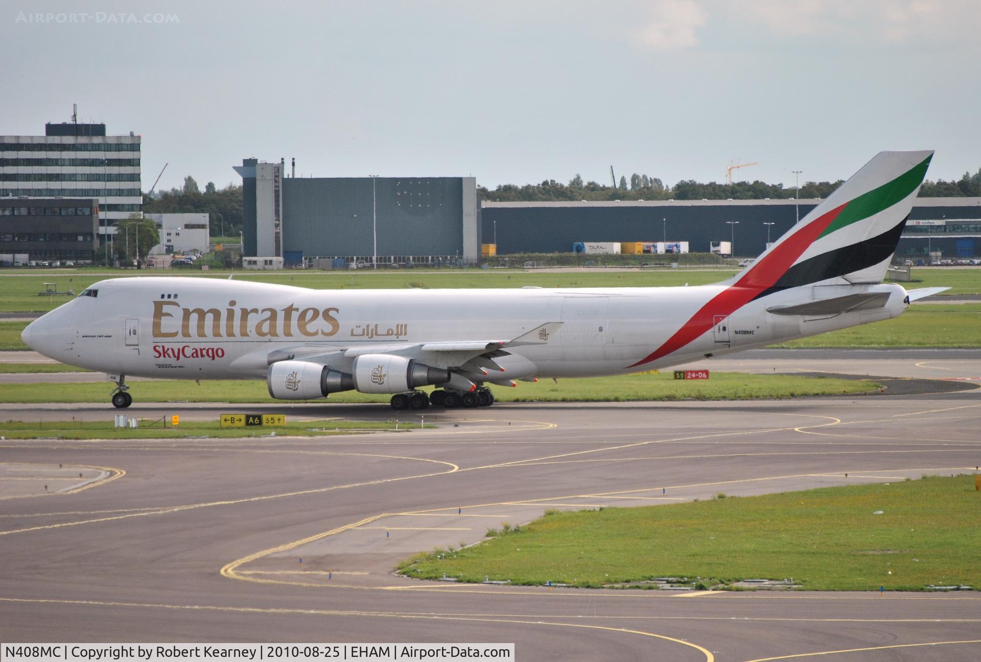 N408MC, 1998 Boeing 747-47UF C/N 29261, Emirates Sky Cargo taxiing for take off