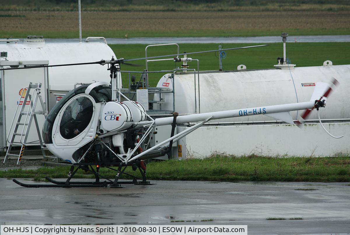 OH-HJS, Schweizer 300CBi (269C) C/N 0200, Leaving after refueling