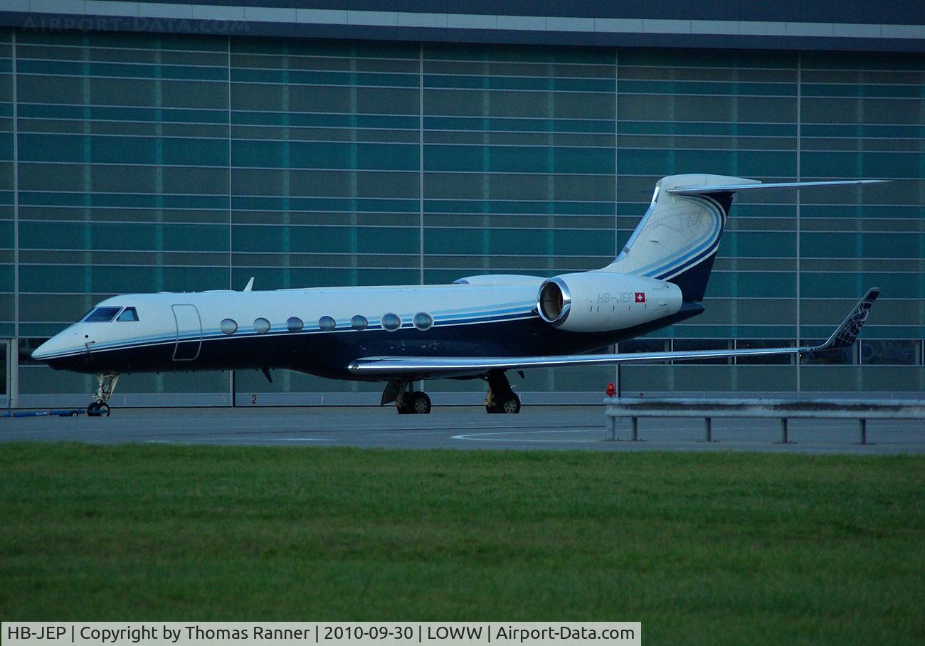 HB-JEP, 2005 Gulfstream Aerospace GV-SP (G550) C/N 5070, Farner Airwings Gulfstream G550