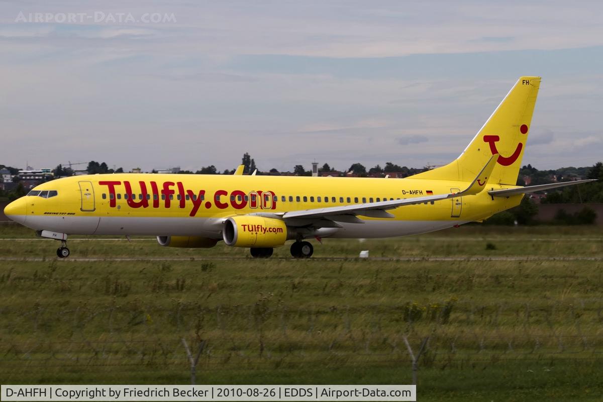 D-AHFH, 1999 Boeing 737-8K5 C/N 27983, departure from Stuttgart