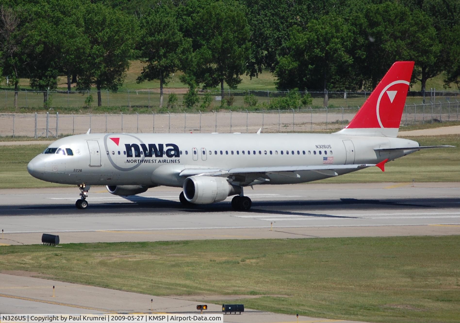 N326US, 1992 Airbus A320-211 C/N 282, KMSP