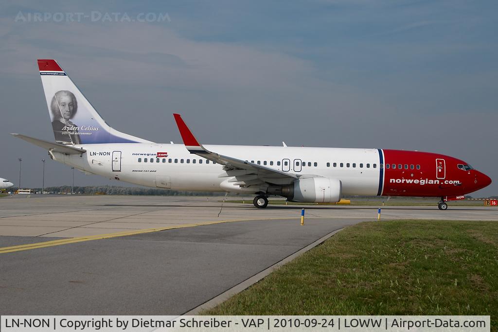LN-NON, 2000 Boeing 737-86N C/N 28620, Norwegian Boeing 737-800
