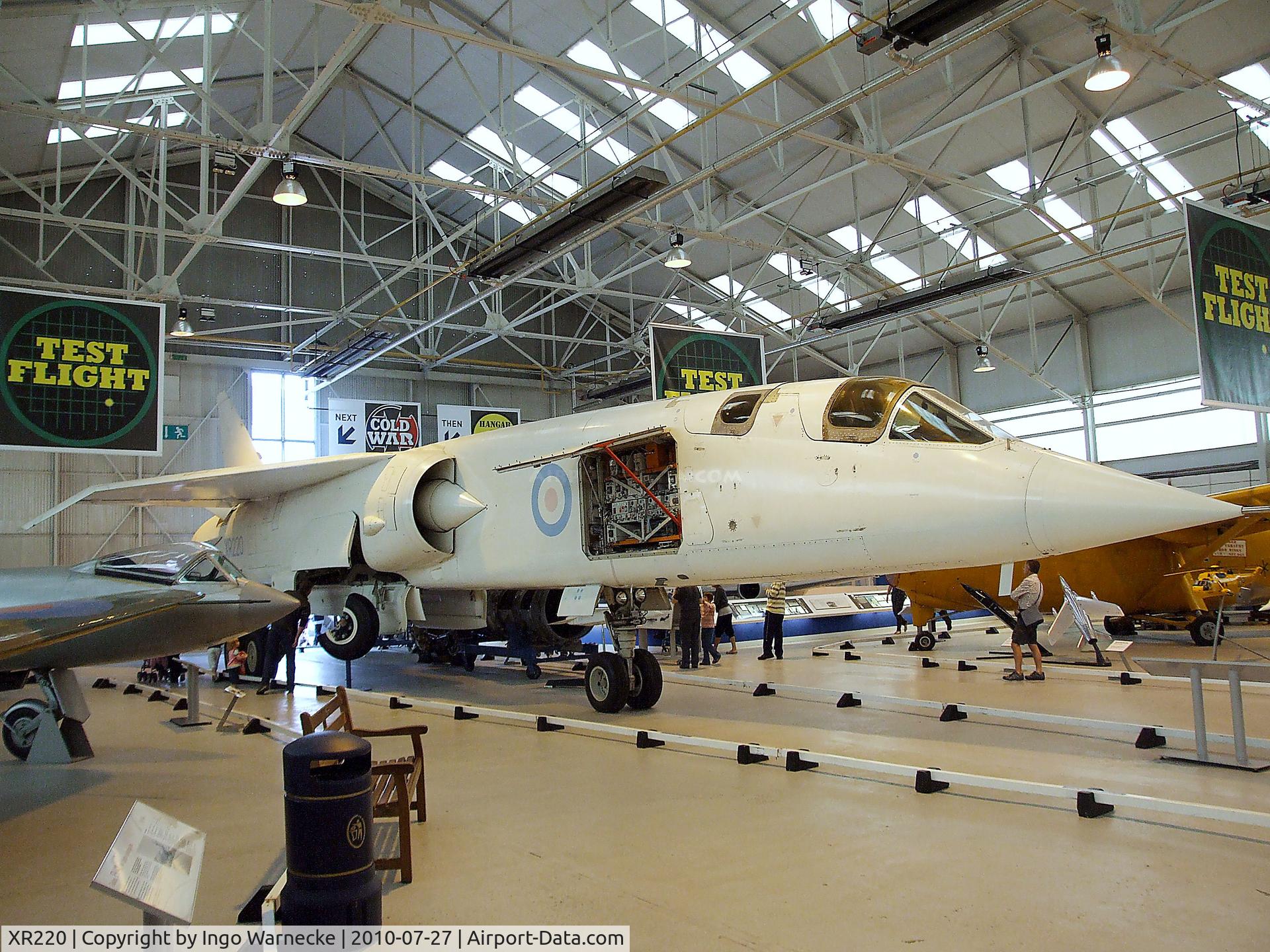 XR220, BAC TSR-2 C/N XO-2, BAC TSR 2 at the RAF Museum, Cosford