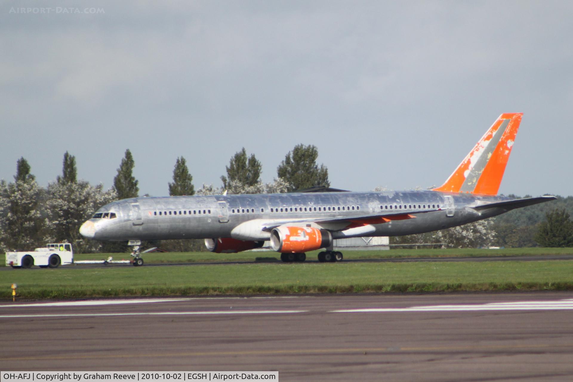OH-AFJ, 1994 Boeing 757-28A C/N 26269, In between colour schemes.