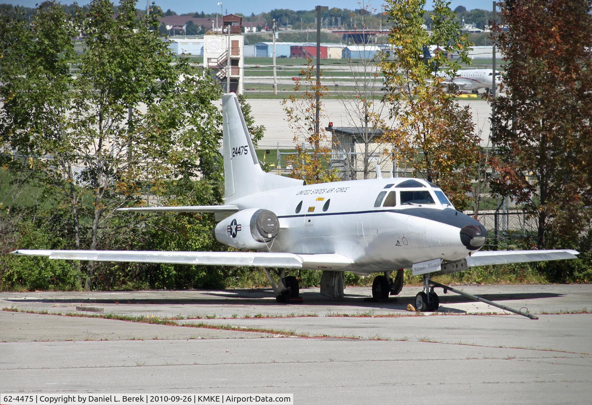 62-4475, 1962 North American CT-39A Sabreliner C/N 276-28, Formerly displayed on the base of the 440th Airlift Wing at KMKE, this aircraft now shares a backlot with other Sabreliners, two of them derelict, along with an abandoned Cessna 310.
