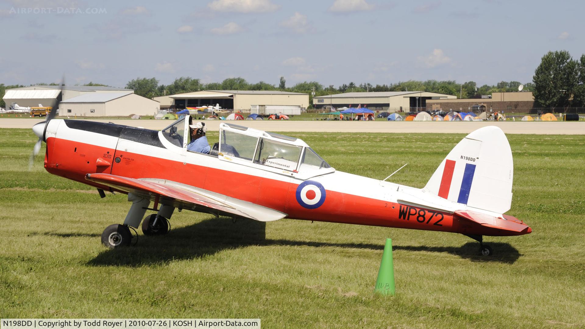 N198DD, 1952 De Havilland DHC-1 Chipmunk T.10 C/N DH8660, EAA AIRVENTURE 2010