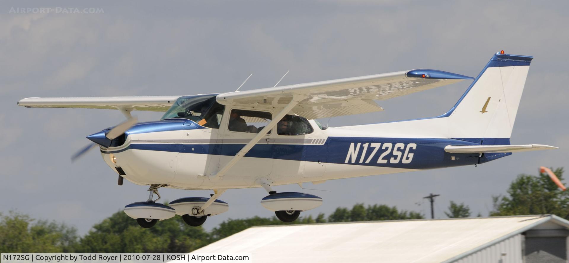 N172SG, 1973 Cessna 172M C/N 17261734, EAA AIRVENTURE 2010