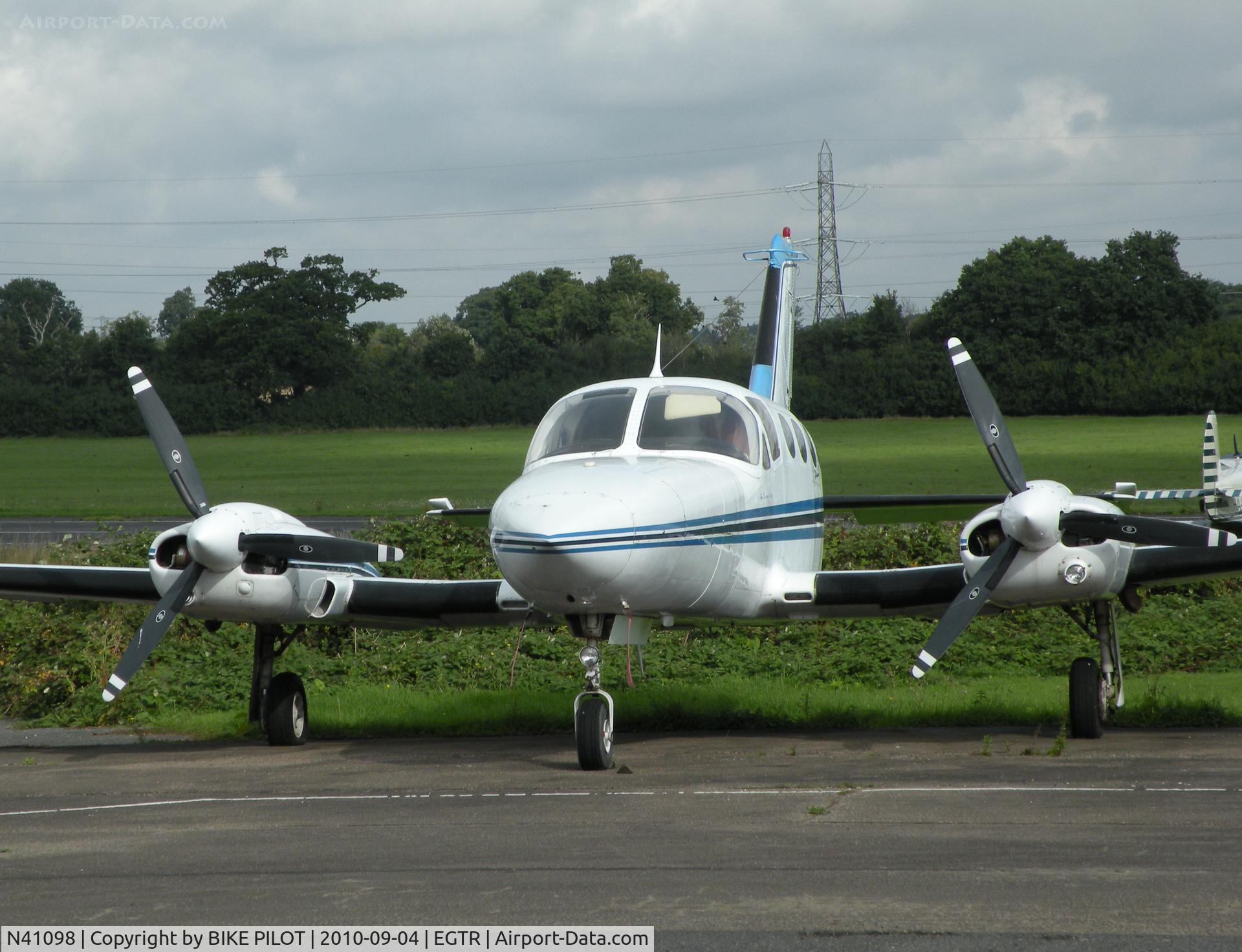N41098, 1973 Cessna 421B Golden Eagle C/N 421B0448, Golden Eagle opposite the tower