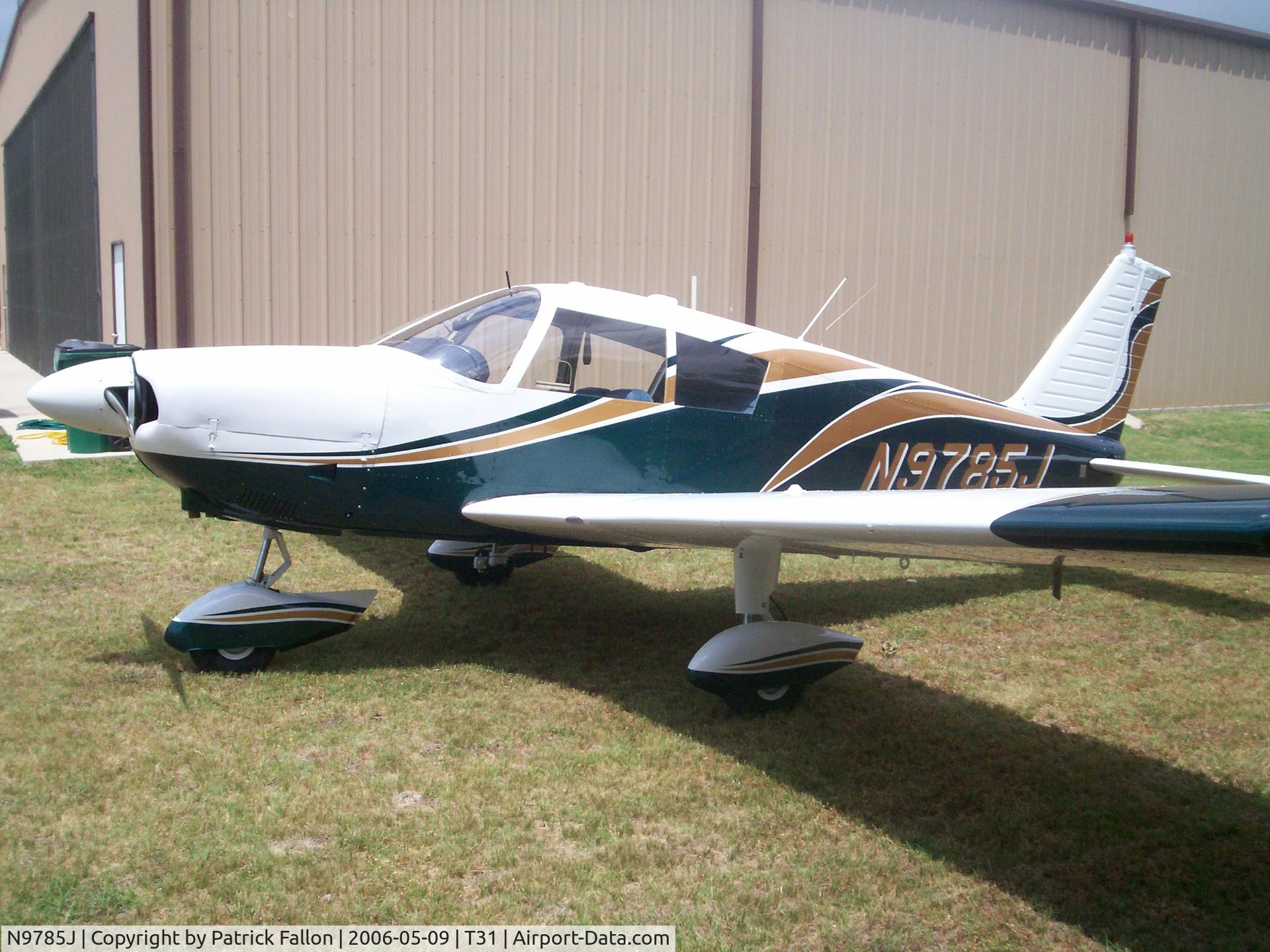 N9785J, 1967 Piper PA-28-180 C/N 28-3986, New Paint Scheme