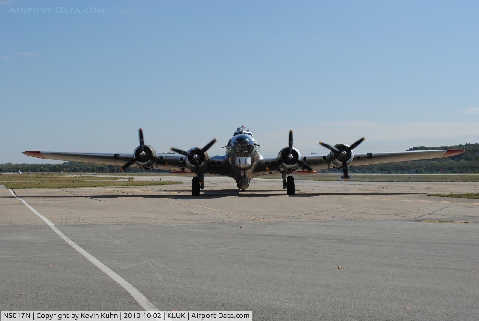 N5017N, 1944 Lockheed/Vega (Boeing) B-17G-105-VE Flying Fortress C/N 8649, Airport Days Fall 2010