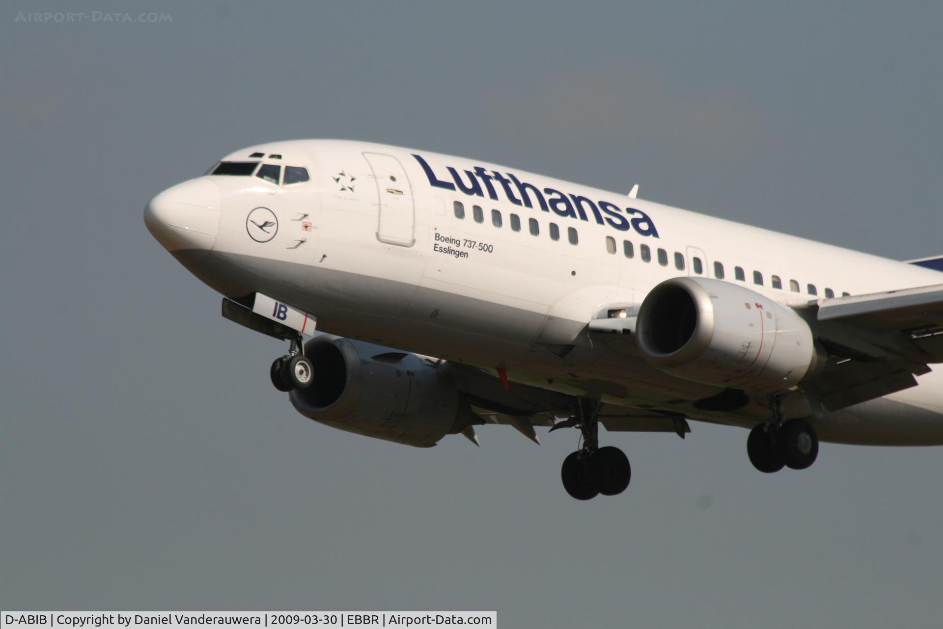 D-ABIB, 1990 Boeing 737-530 C/N 24816, Arrival of flight LH4604 to RWY 25L