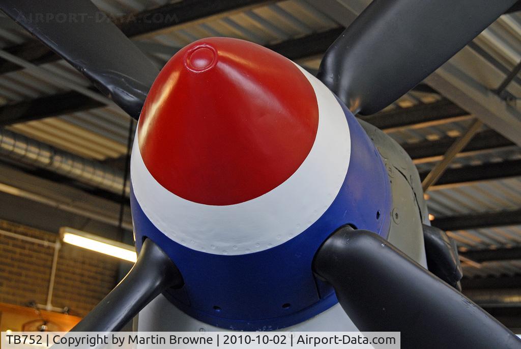 TB752, Supermarine 361 Spitfire LF.XVIe C/N CBAF.IX.4113, SPINNER DETAIL - SPITFIRE MK XVI.
MANSTON. KENT, ENGLAND