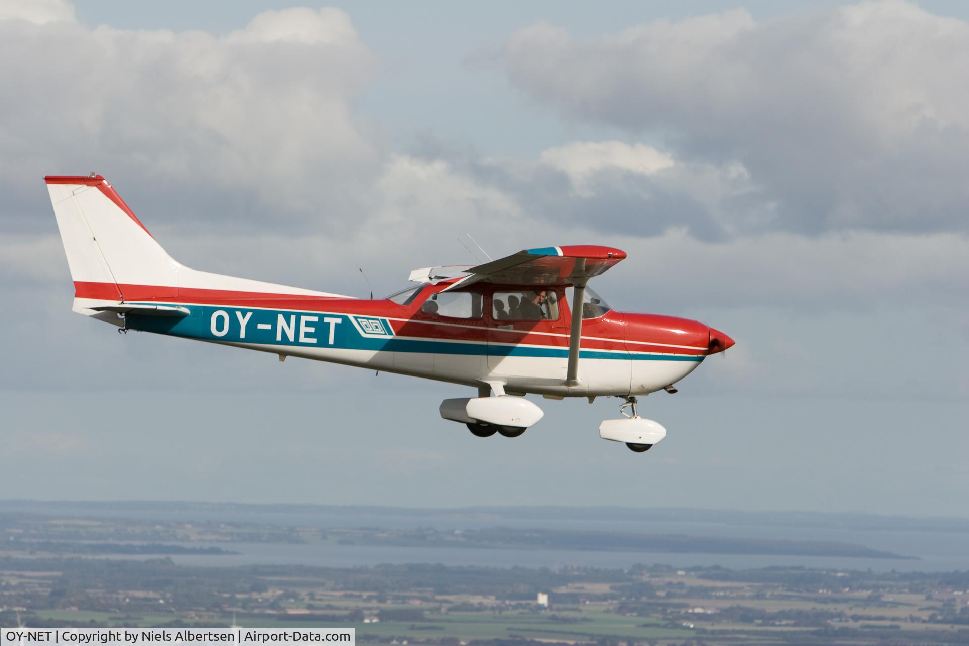 OY-NET, 1973 Reims FR172J Reims Rocket C/N 0384, Taken an autum day from an old J3 Cub on it´s way home from service - one of the last flights on danish register before going to Spain.