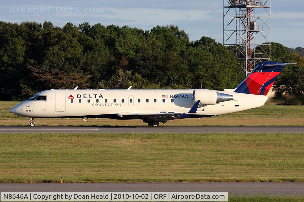 N8646A, 2002 Canadair CRJ-440 (CL-600-2B19) Regional Jet C/N 7646, Rolling out on RWY 5.