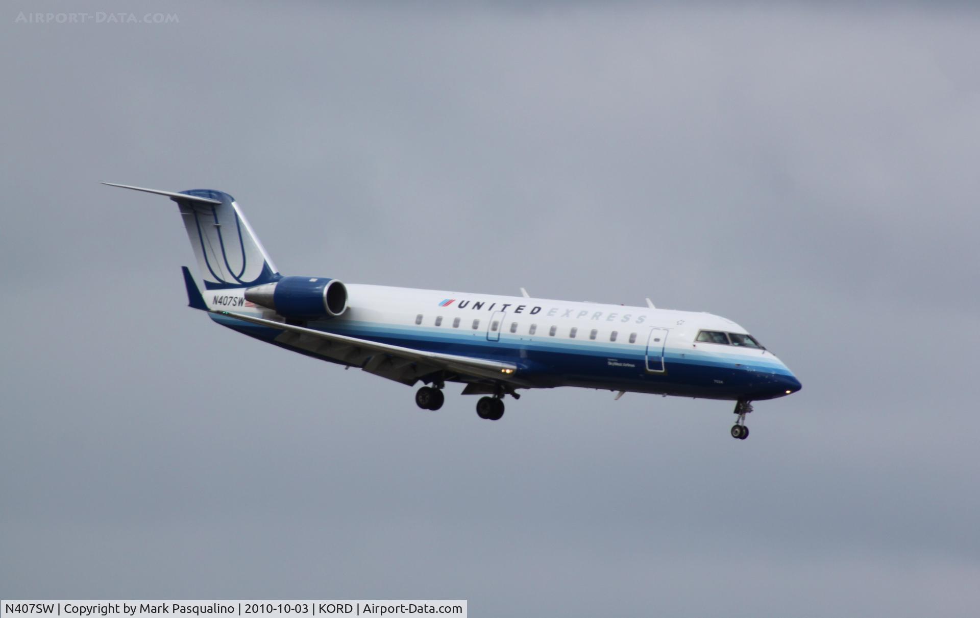N407SW, 1994 Canadair CRJ-200LR (CL-600-2B19) C/N 7034, CL-600-2B19