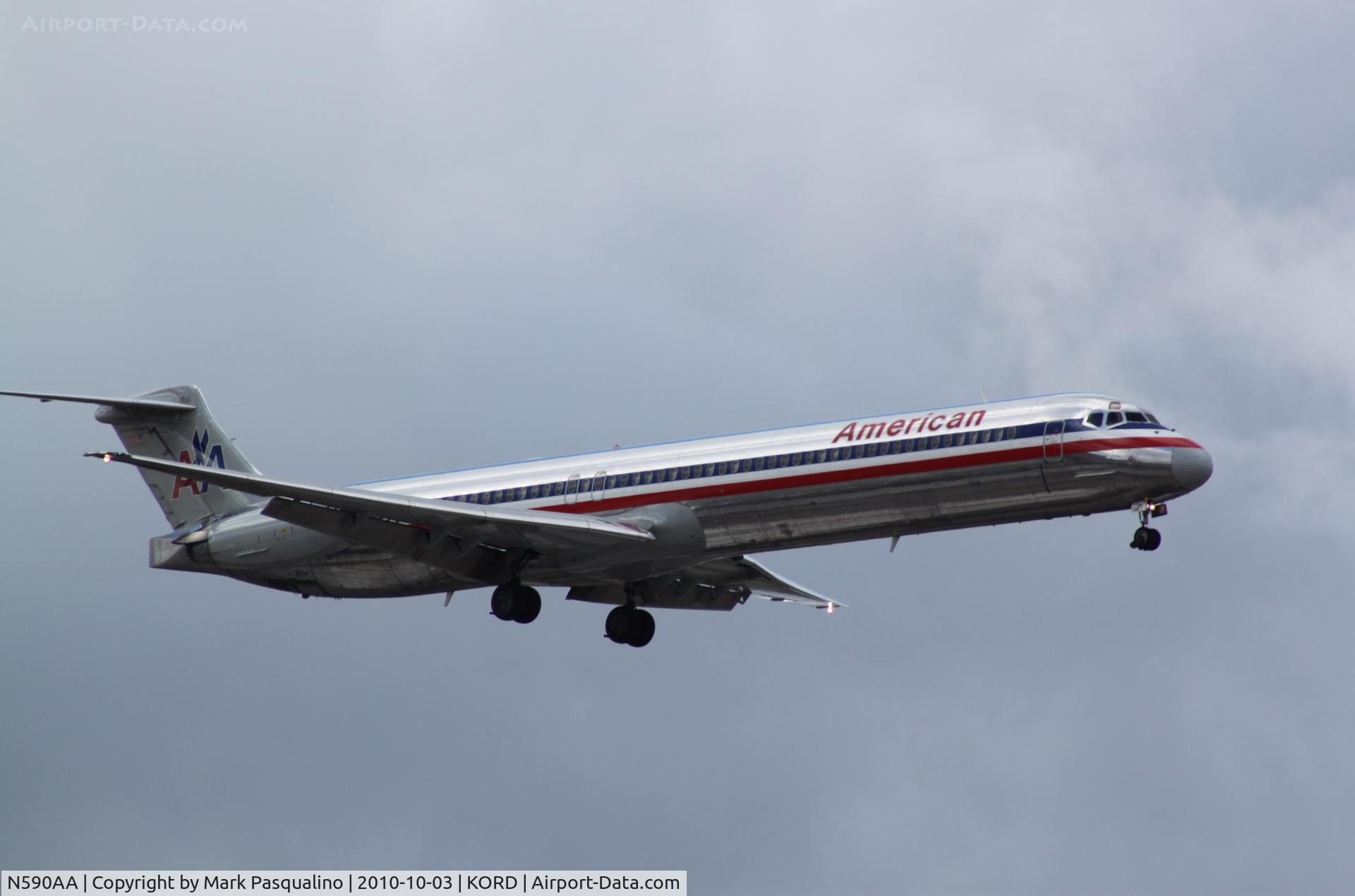 N590AA, 1991 McDonnell Douglas MD-83 (DC-9-83) C/N 53253, MD-83