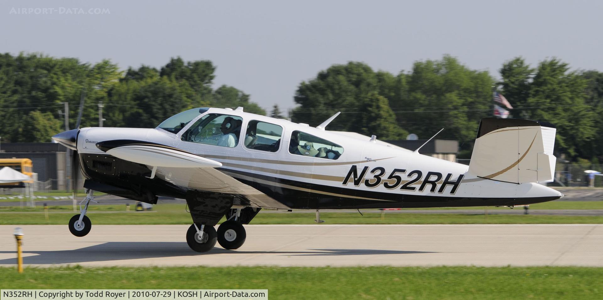 N352RH, 1964 Beech S35 Bonanza C/N D-7562, EAA AIRVENTURE 2010