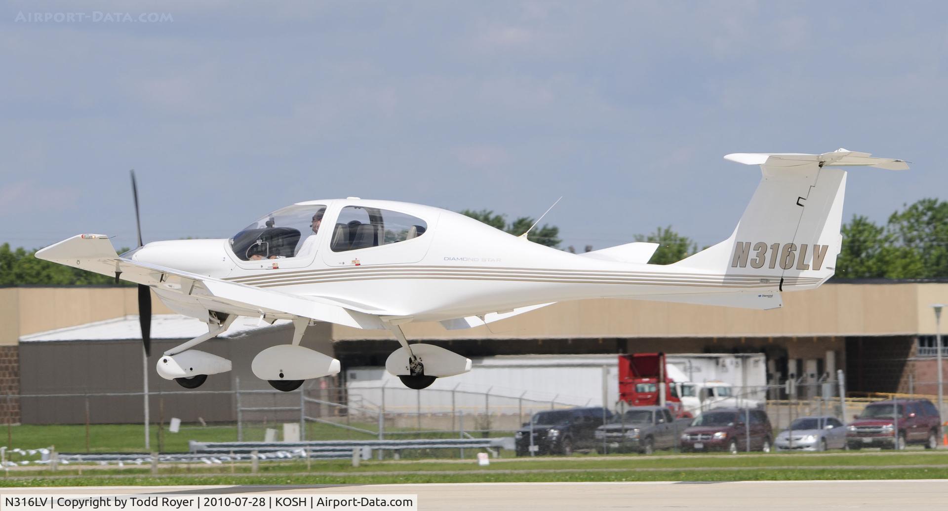 N316LV, 2002 Diamond DA-40 Diamond Star C/N 40.245, EAA AIRVENTURE 2010