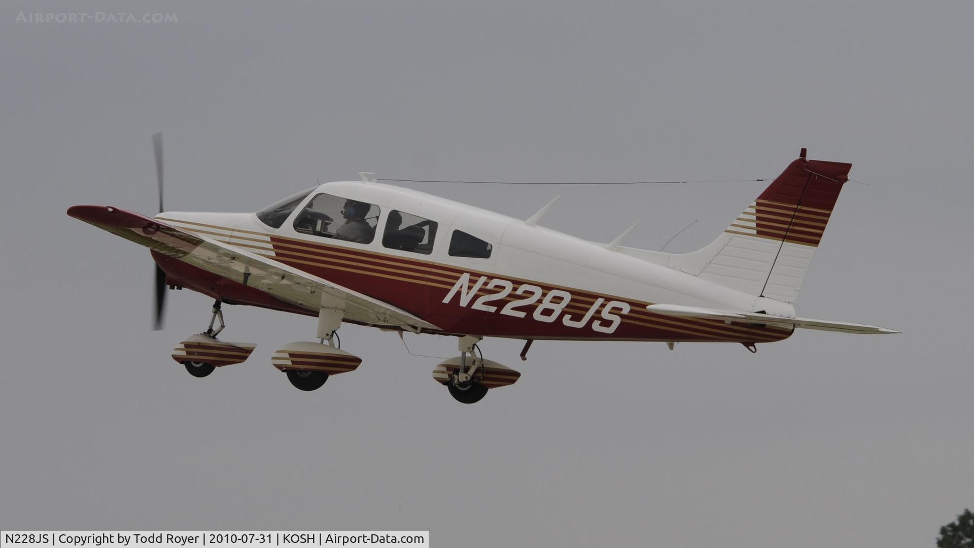 N228JS, 1974 Piper PA-28-151 Cherokee C/N 28-7415103, EAA AIRVENTURE 2010