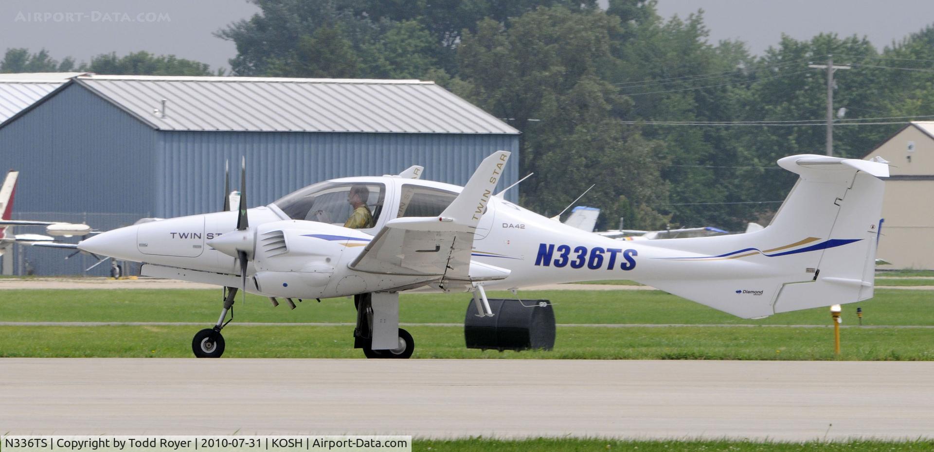 N336TS, 2007 Diamond DA-42 Twin Star C/N 42.AC036, EAA AIRVENTURE 2010