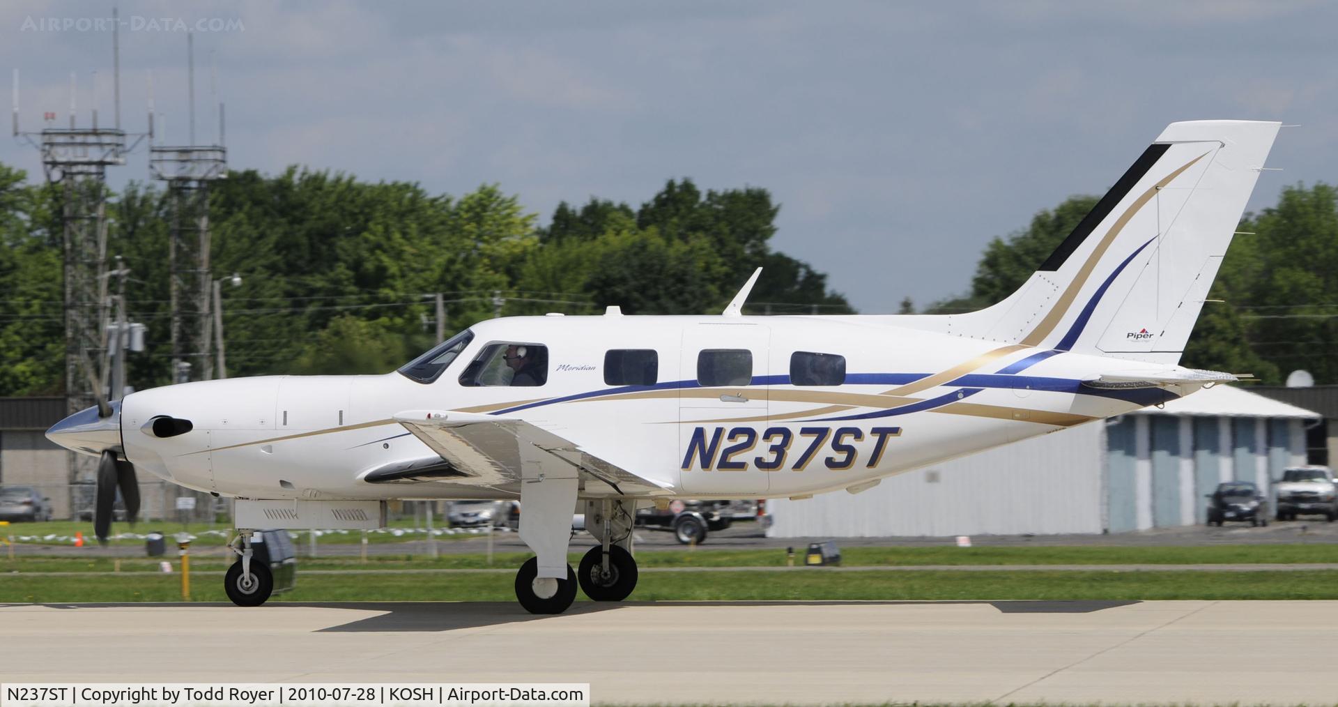 N237ST, 2005 Piper PA-46-500TP C/N 4697237, EAA AIRVENTURE 2010