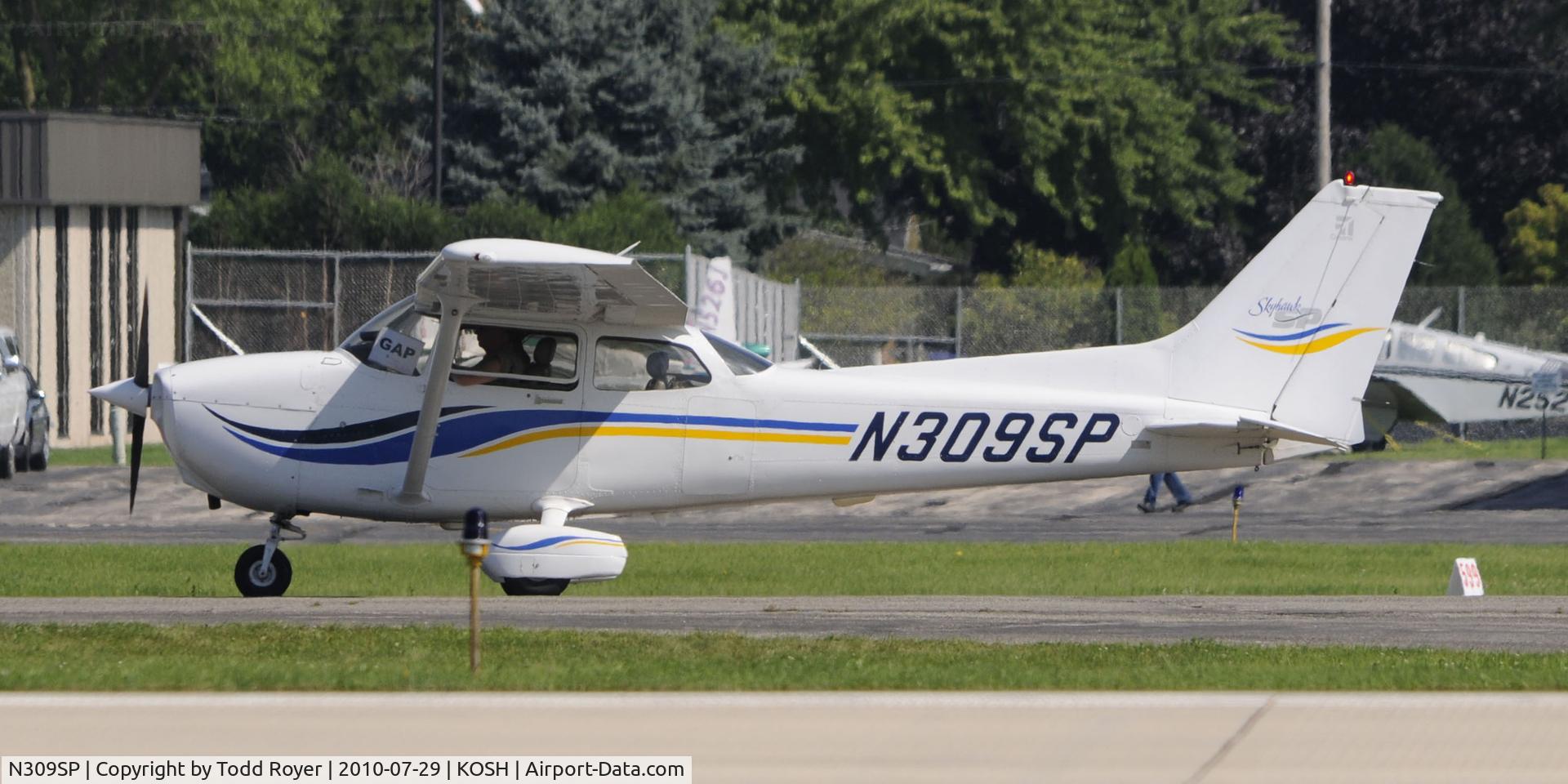 N309SP, 1999 Cessna 172S C/N 172S8245, EAA AIRVENTURE 2010
