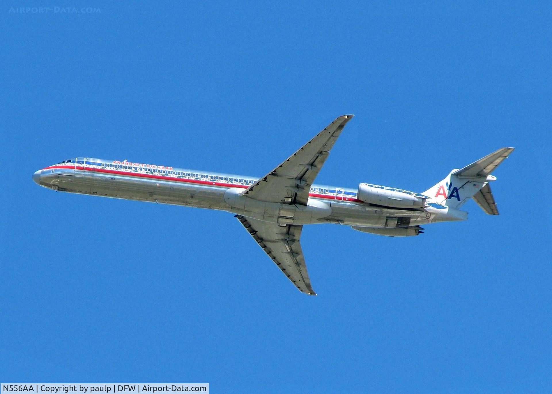N556AA, 1991 McDonnell Douglas MD-82 (DC-9-82) C/N 53086, Departing DFW.