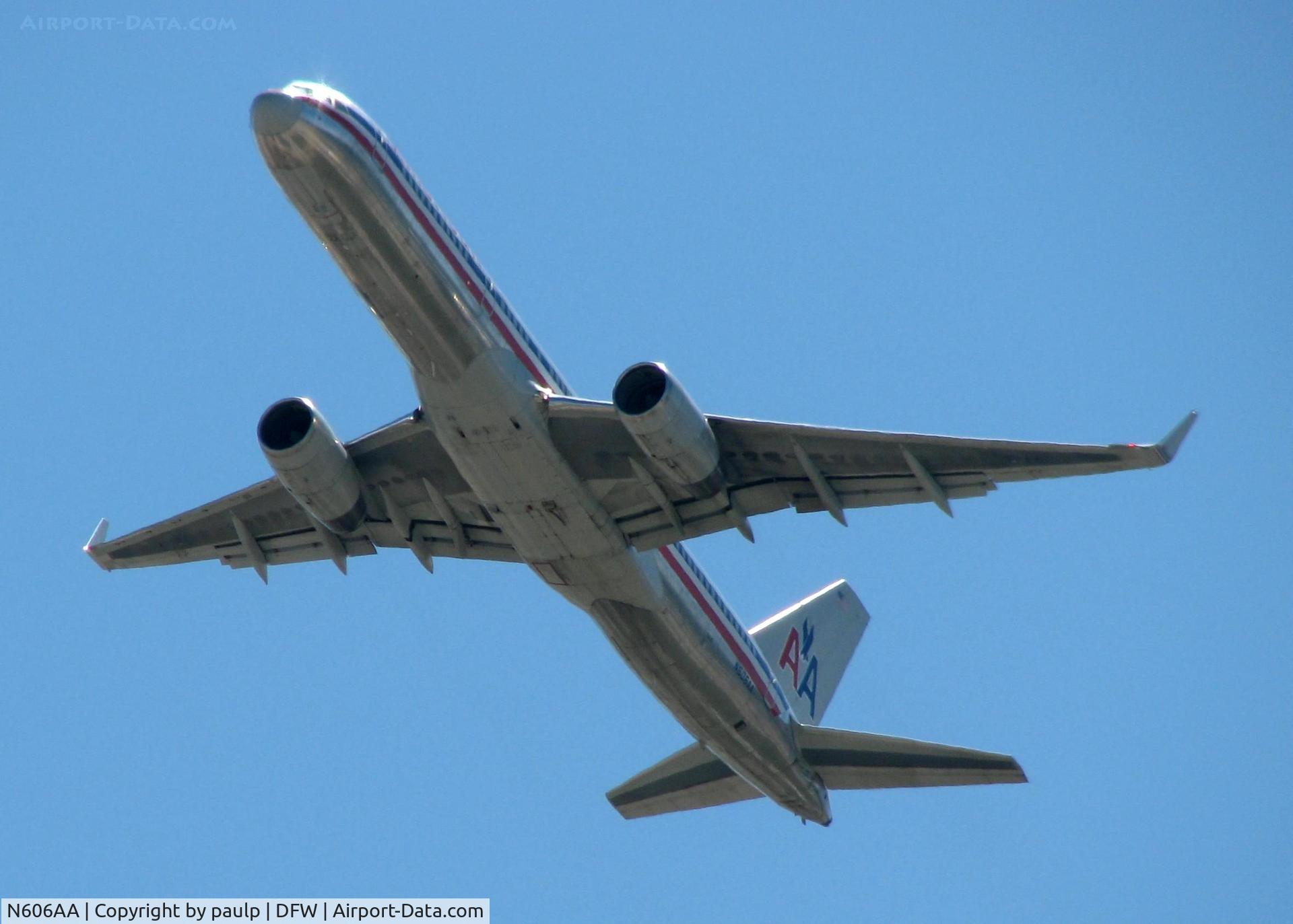 N606AA, 1996 Boeing 757-223 C/N 27057, Departing DFW.
