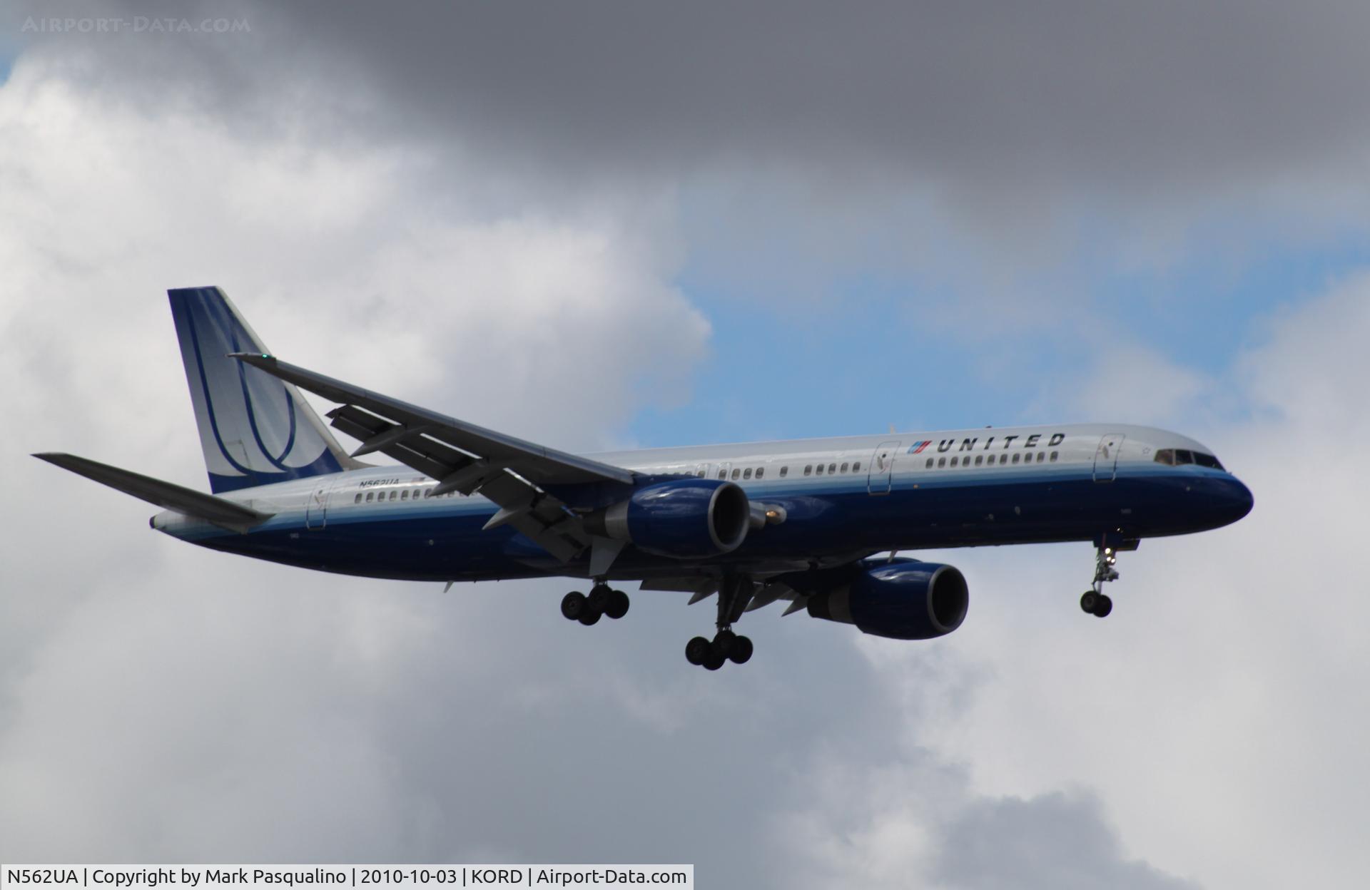 N562UA, 1992 Boeing 757-222 C/N 26664, Boeing 757-200